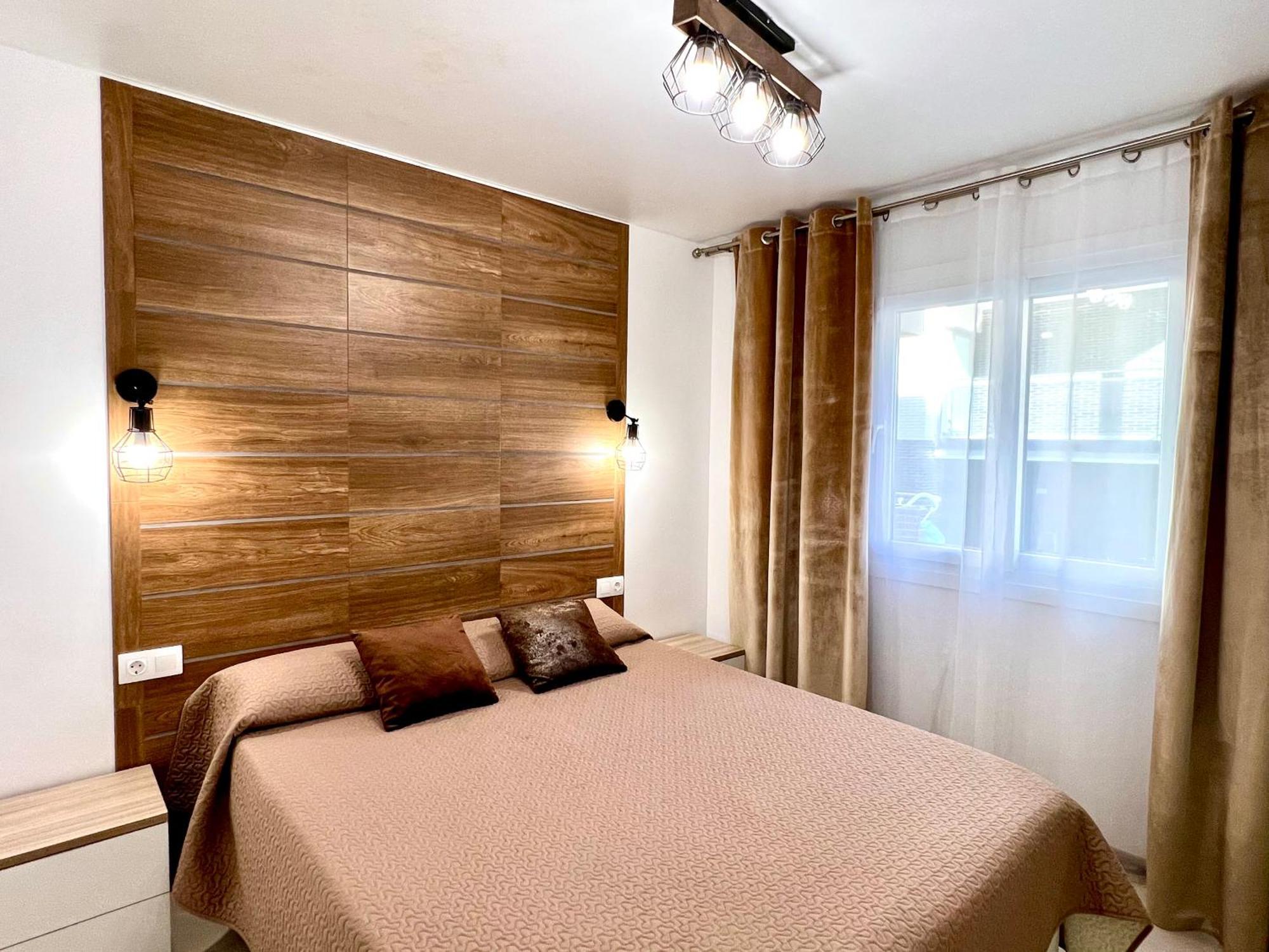 Confortable Apartamento En La Pineda Luaran gambar